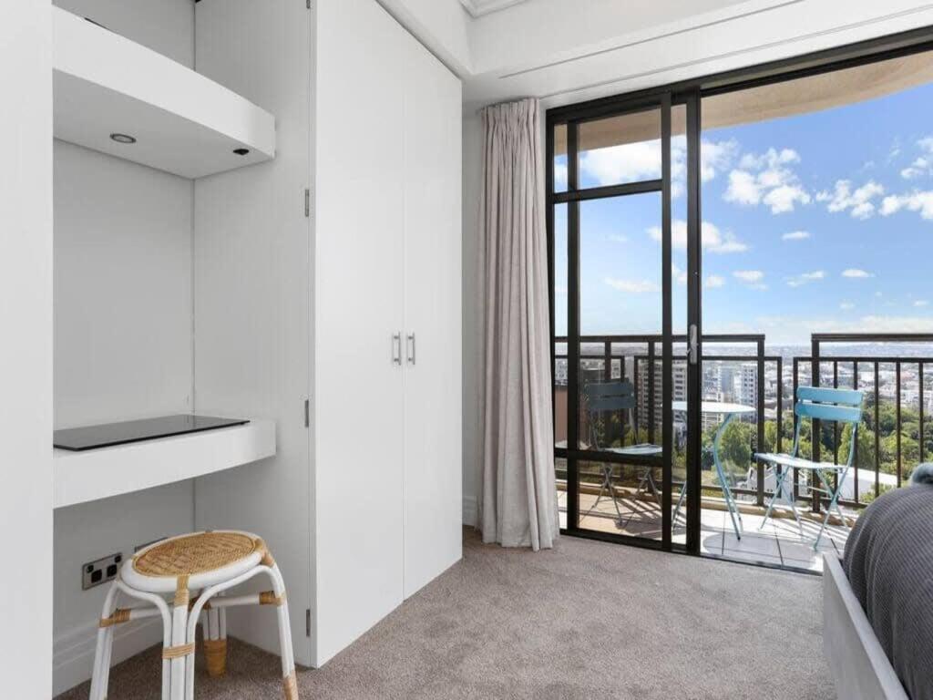 Bright One Bedroom Beauty With Balcony And Unbeatable Views Auckland Kültér fotó